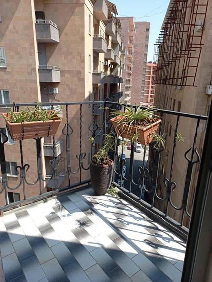 Loft Home In City Center Ереван Экстерьер фото