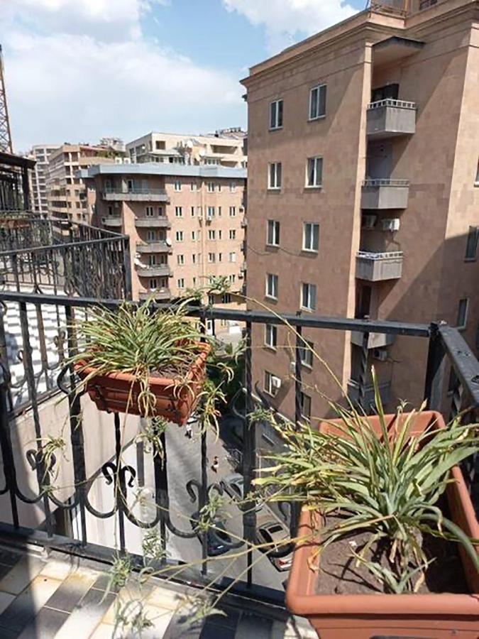 Loft Home In City Center Ереван Экстерьер фото