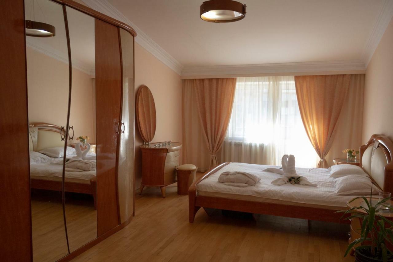 Loft Home In City Center Ереван Экстерьер фото